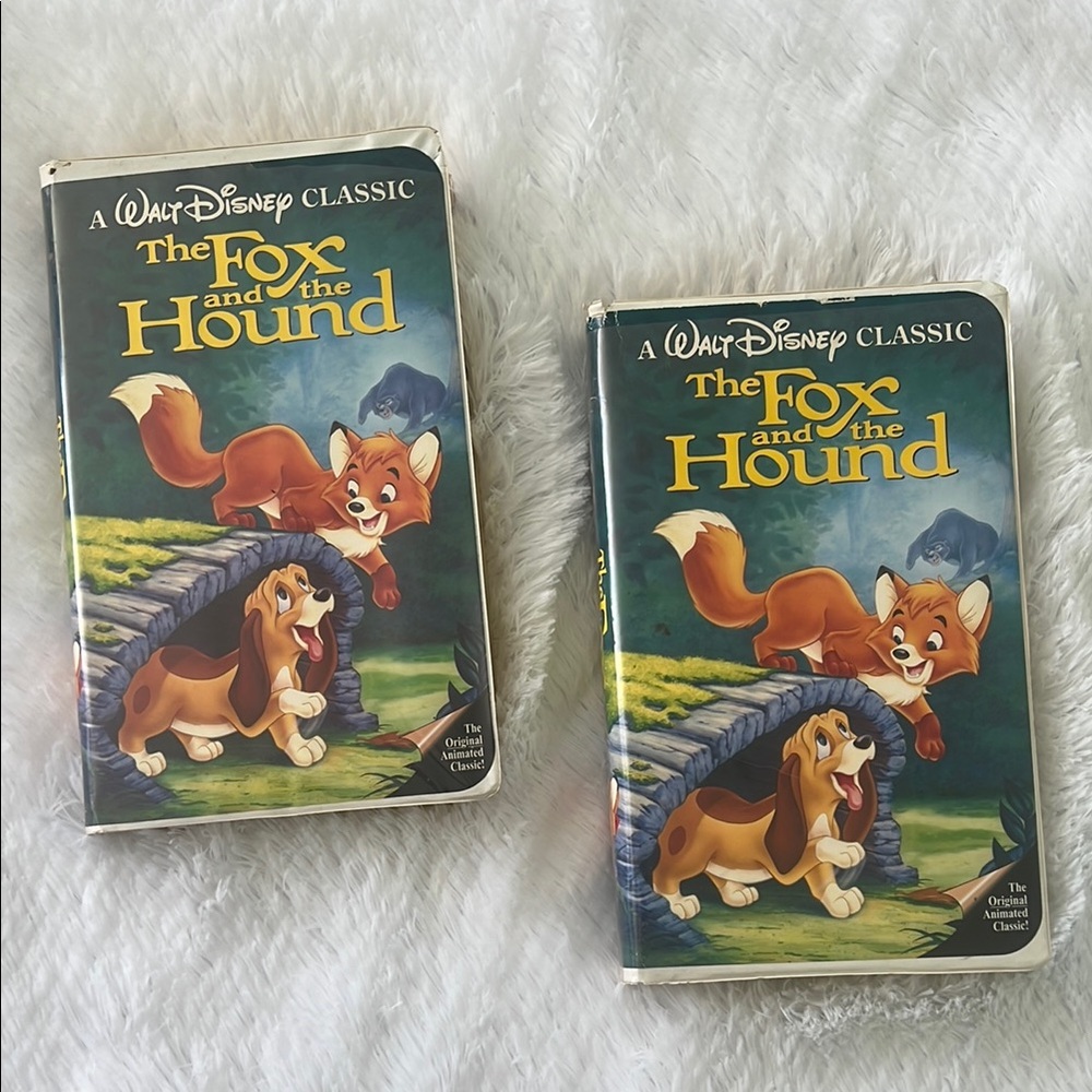 Set of 2 Collectible Black Diamond Disney The Fox and the Hound VHS